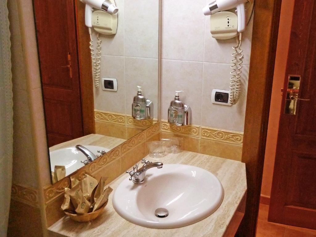 Hotel Bellpi Andorra la Vella Værelse billede